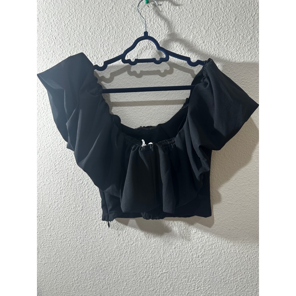 ASTR The Label Ruffle Off The Shoulder Top Womens XS Black Smocked Crop Blouse - Picture 4 of 6